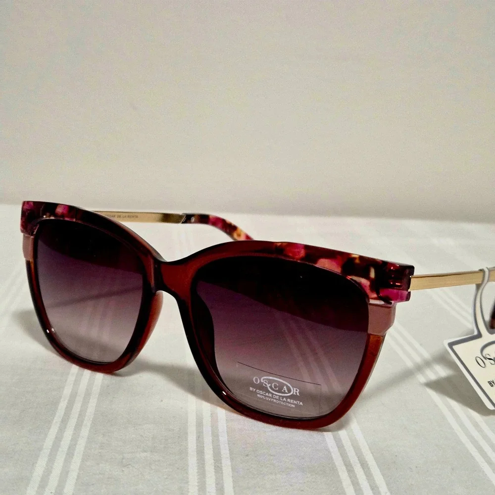Oscar de la Renta Sunglasses Burgundy Pink Tortoise Gold Square Women